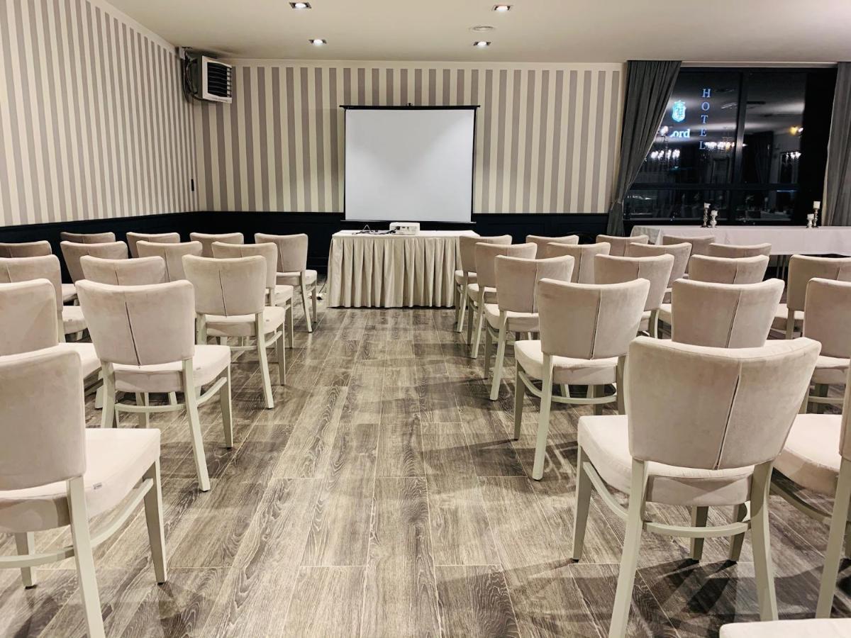 Hotel Maly Mlyn Stargard Szczeciński Buitenkant foto