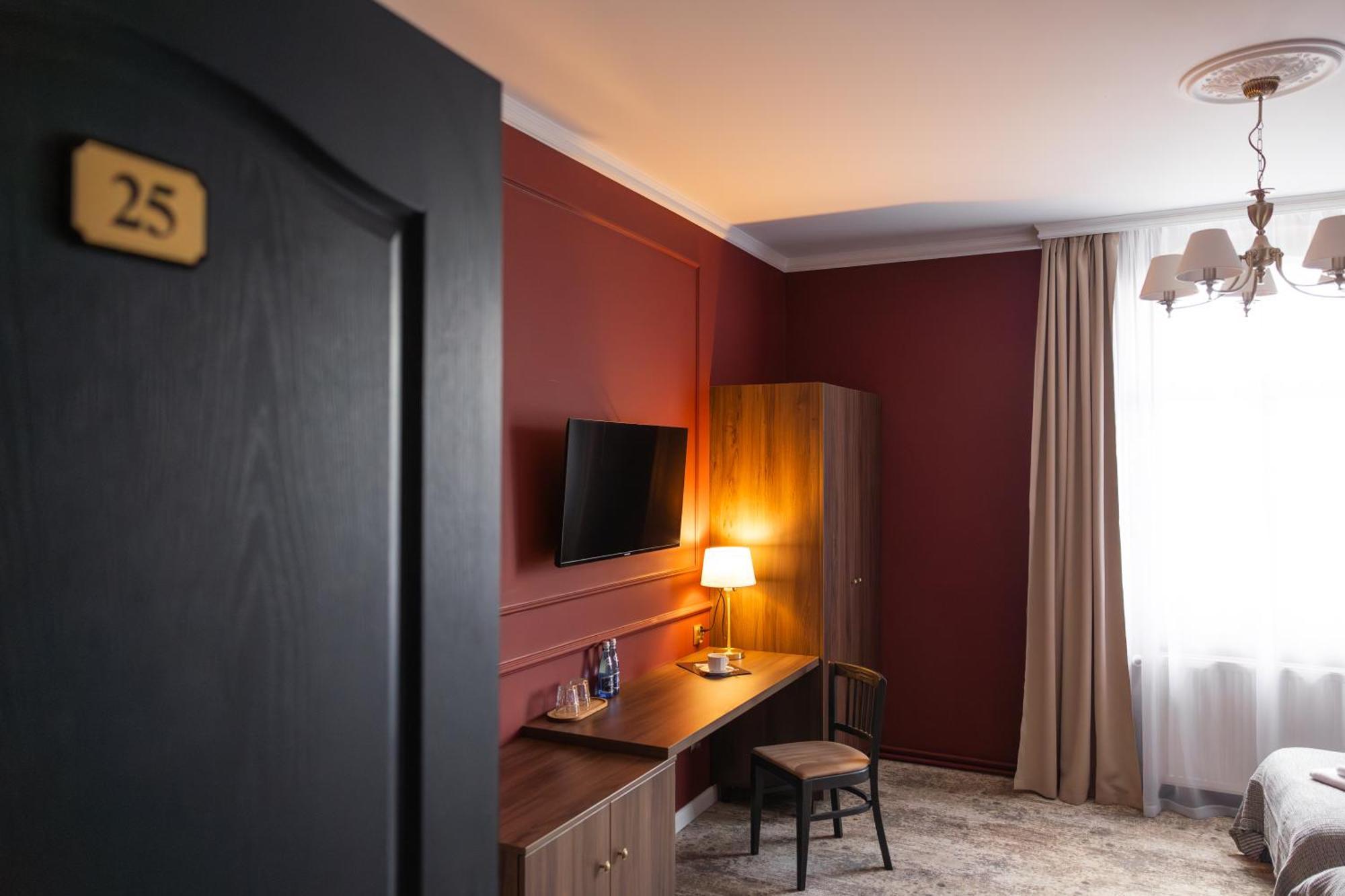 Hotel Maly Mlyn Stargard Szczeciński Buitenkant foto