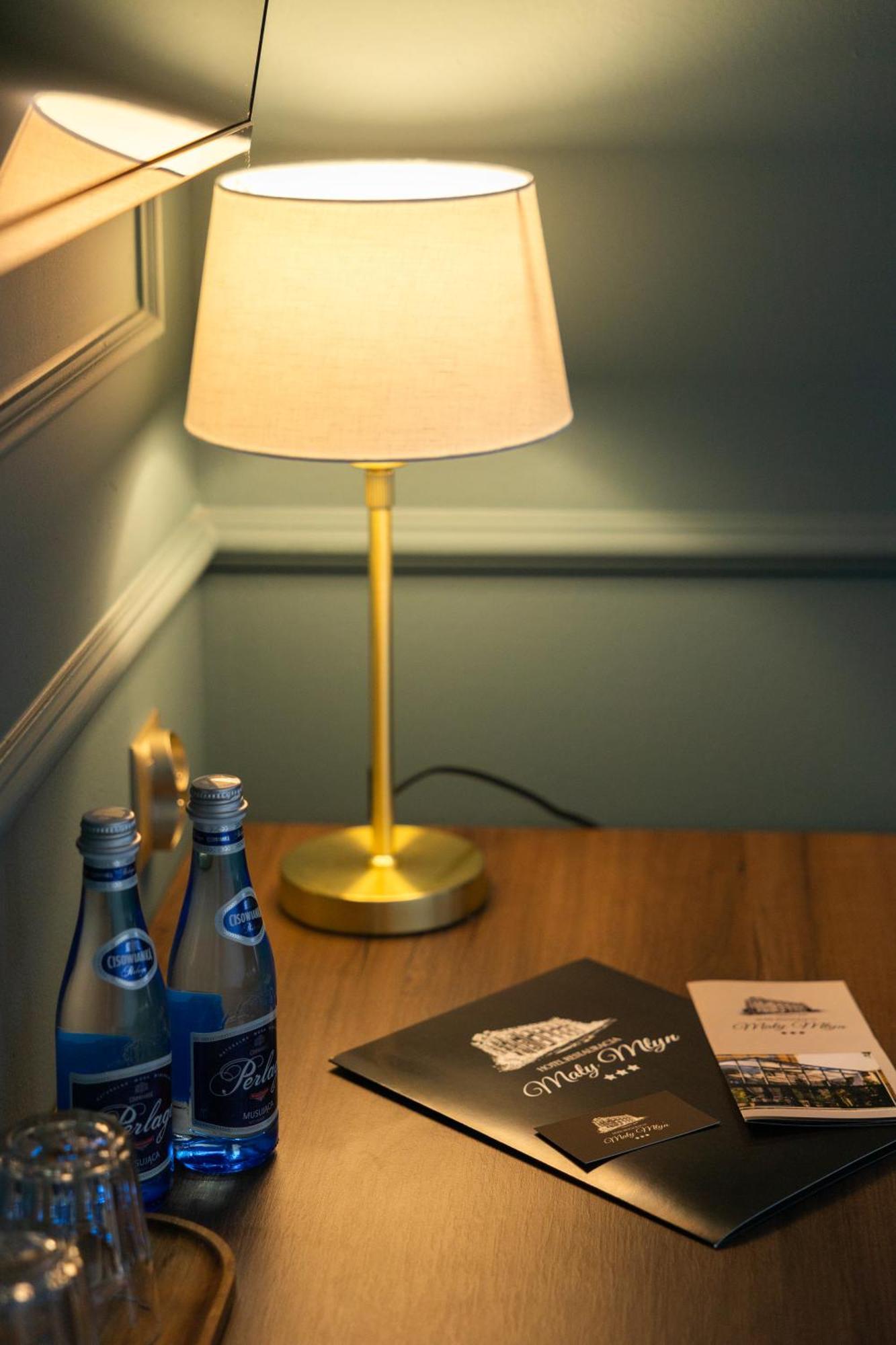 Hotel Maly Mlyn Stargard Szczeciński Buitenkant foto